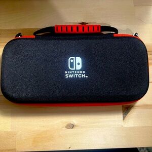 Nintendo Switch Game Traveler Carrying Case Black 10x5